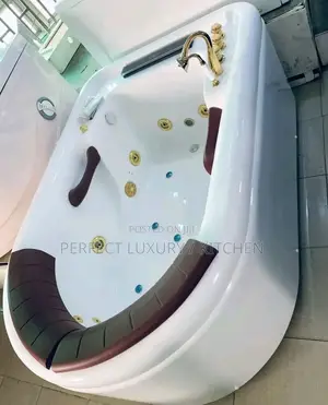 Executive White Jacuzzi With Tv