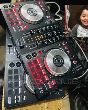 DJ Controller DDJ-Sb3