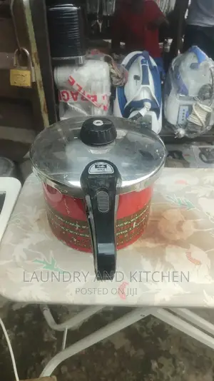 Pressure Cooking Pot