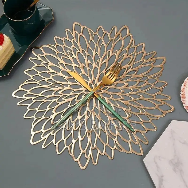 Gold Table Mat