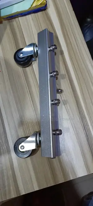 High Pressure Washer With 4 Nozzle Car Underneath Washer