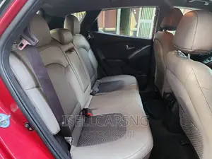 Hyundai Tucson SE AWD 2015 Red