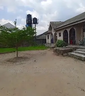 2bdrm Bungalow in Udu, Warri for sale