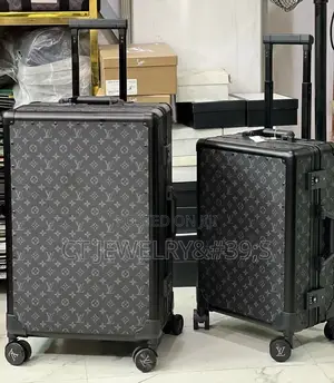 Nice Louis Vuitton × Gucci Traveling Box in Medium Cabin