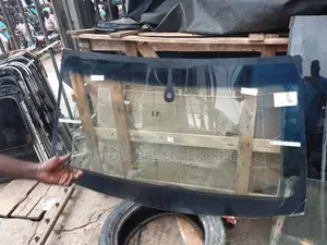 Front Windscreen for Toyota Highlander 2006 Model Available