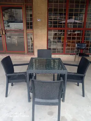 Outdoor Plastic Basket Chairs With Tables