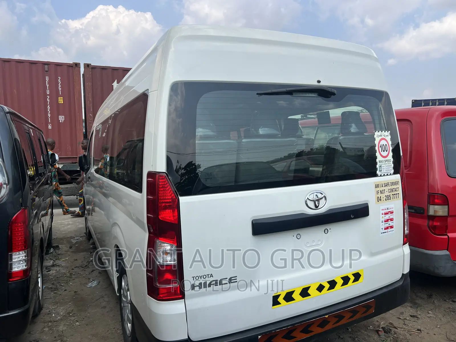 Toyota HiAce 2019 White