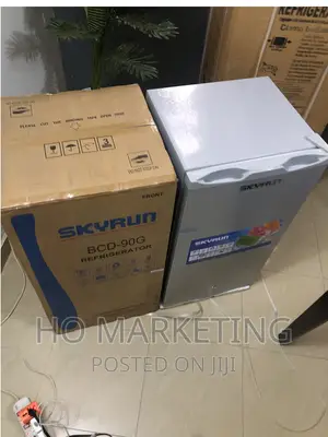 Skyrun 3 Shelves Refrigerator -90 Liters