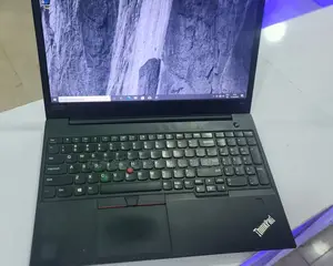Laptop Lenovo ThinkPad E580 8GB Intel Core I5 HDD+SSD 1T