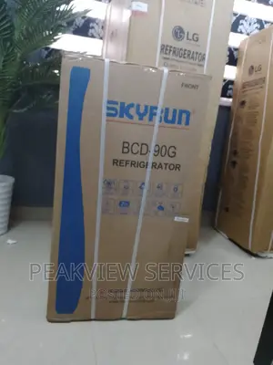 New 90G Skyrun Top Freezer Refrigerator With Key Lock