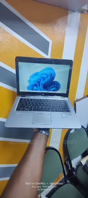 Laptop HP EliteBook 820 G3 16GB Intel Core I7 SSD 256GB