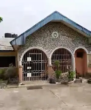 4bdrm Bungalow in Agbarho, Warri for sale