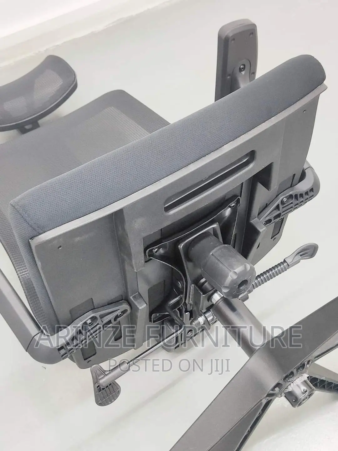 Executive Mesh Chair