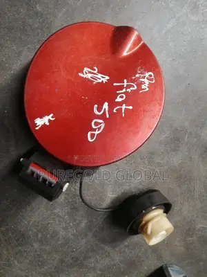 Fiat 500 Fuel Tank Cover
