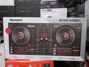DJ Controller Mixtrack Plantinum FX