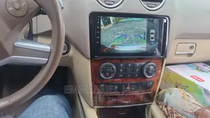 Ml350. Gl450 Android Screens With Factory Camera