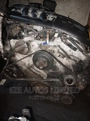 Complete Engine and Gearbox for HYUNDAI Santa Fe 2010model .
