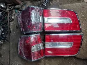 Lincoln Navigator 2012 Back Light