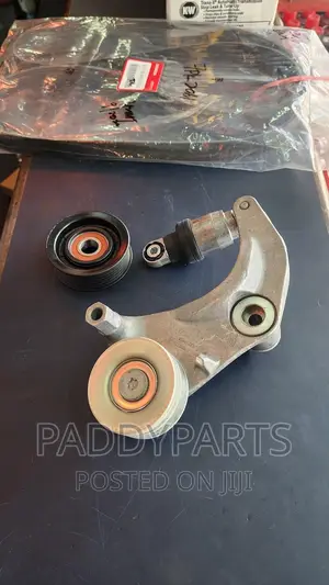 Honda Civic Engine Belt Tensioner 2008-2015
