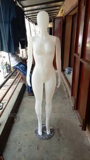 Plastic Faceless Female Display Mannequin