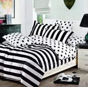 Lovely Set of Duvet Bedsheet and 4pillowcases