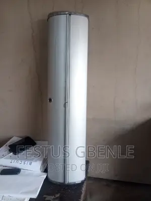 Roll Up Banner Stand