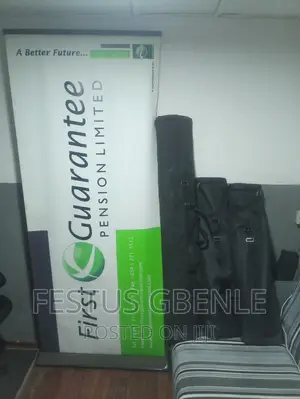 Roll Up Banner Stand