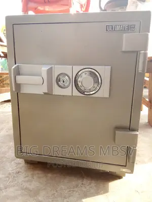Ult 104 (Manual) Fireproof Safe