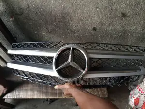 Front Grill GLK 2010 to 2012