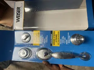 Weiser Entry Handle Set With Interior Knob