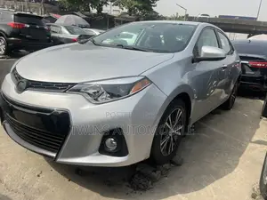 Toyota Corolla 2015 Silver