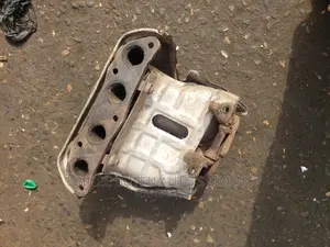 Engine Catalyst Avensis