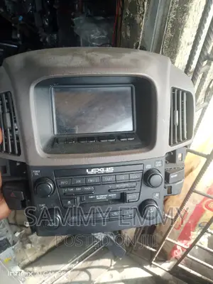 Lexsus Rx300 2003 Tape and Fm/Am Radio