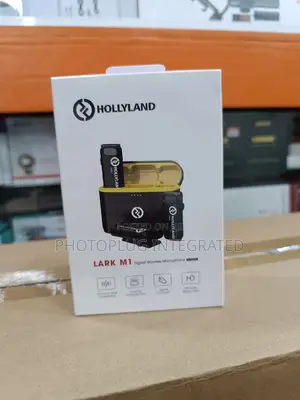 Hollyland Lark M1 Wireless Microphone for Phones and Cameras