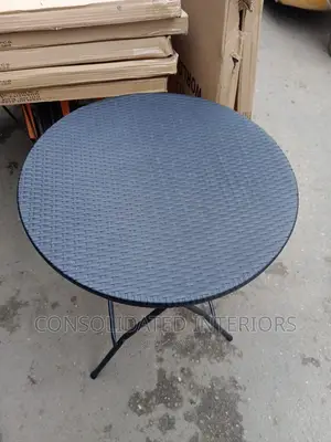 Quality Foldable Plastic Table