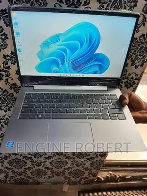 Laptop Lenovo IdeaPad 330S 40GB Intel SSD 128GB