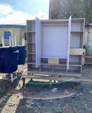 Solid Interior Wallrobe’S