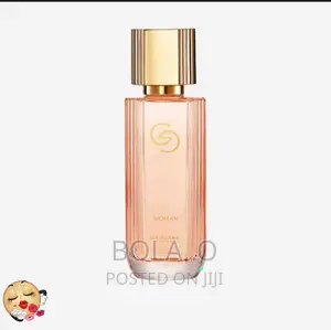 A Bold Oriental Floral Feminine Perfume
