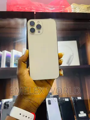 Apple iPhone 11 Pro Max 64 GB Gold