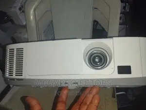 4000 Lumens Nec Projector Promo
