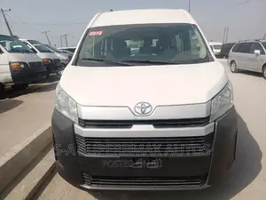 Toyota Grand HiAce 2019 White