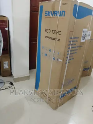 Durable (138L) Double Door Refrigerator With Shelves
