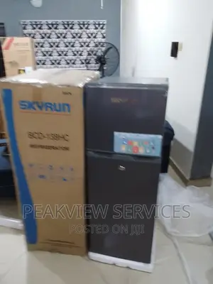 Affordable Skyrun Top Freezer Refrigerator With Shelves 138L