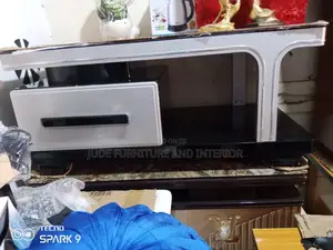Black and White Center Table