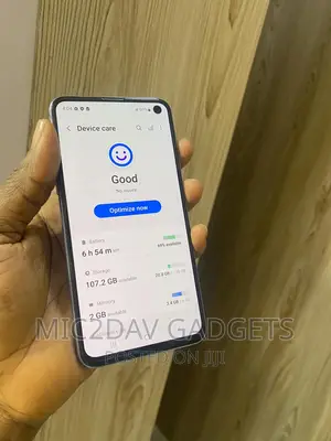 Samsung Galaxy S10e 128 GB Blue