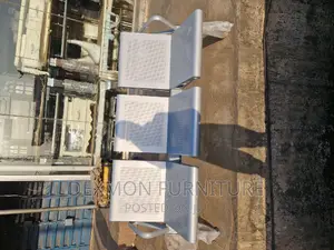 Heavy-duty Airport Chair