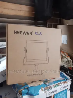 Neewer RGB Led 660 Light