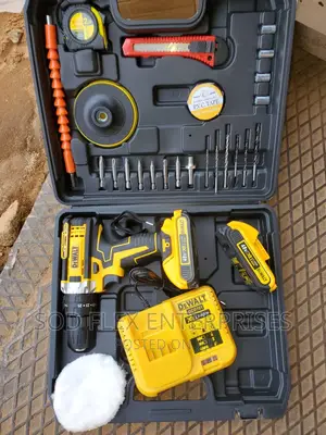 48 Volt Screw and Polishing Dewalt Machine