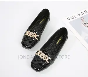 Women Flat Shoes