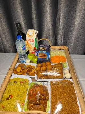 Food Trays and Lunch Box